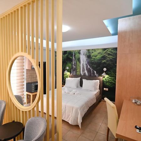 The Whole Packet C3 Center With Parking Apartment ลาริซา ภายนอก รูปภาพ